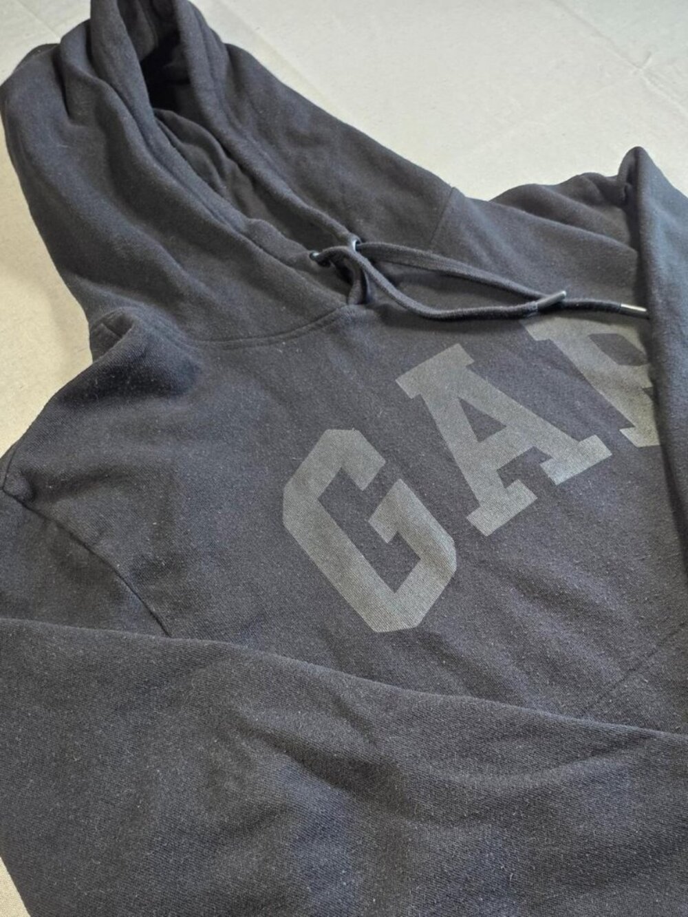 GAP Black Spellout Logo Athletic Streetwear Pullover Sweatshirt (Large)